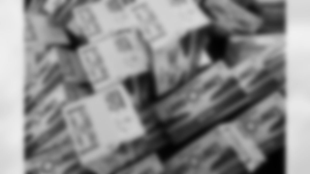 2025_ThanksgivingDriveThru_Rusco-1