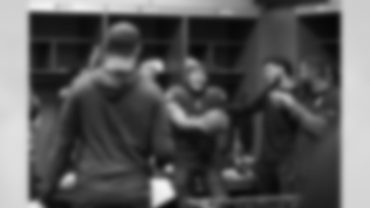 AK_Cowboys_Postgame_019