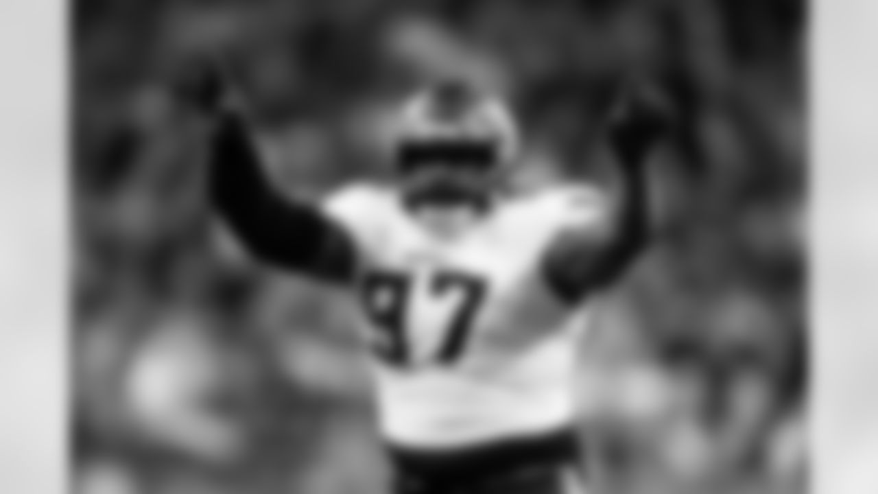 97 DL Javon Hargrave