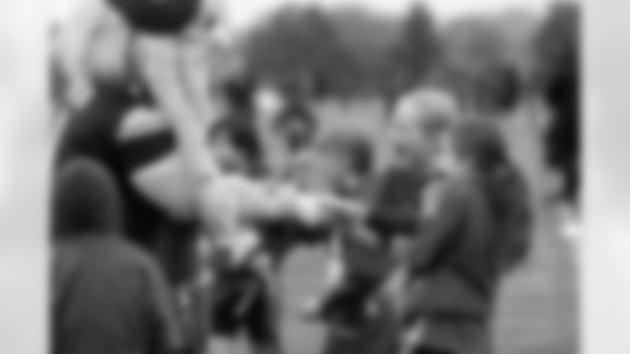 2025_1003_CR_InternationalYouthClinic_0272