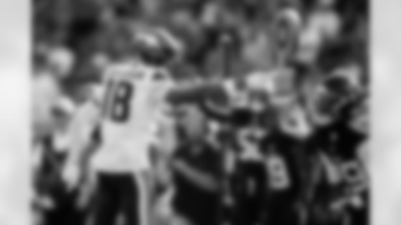 2024_1117_VIkings_Titans_REG11_0247