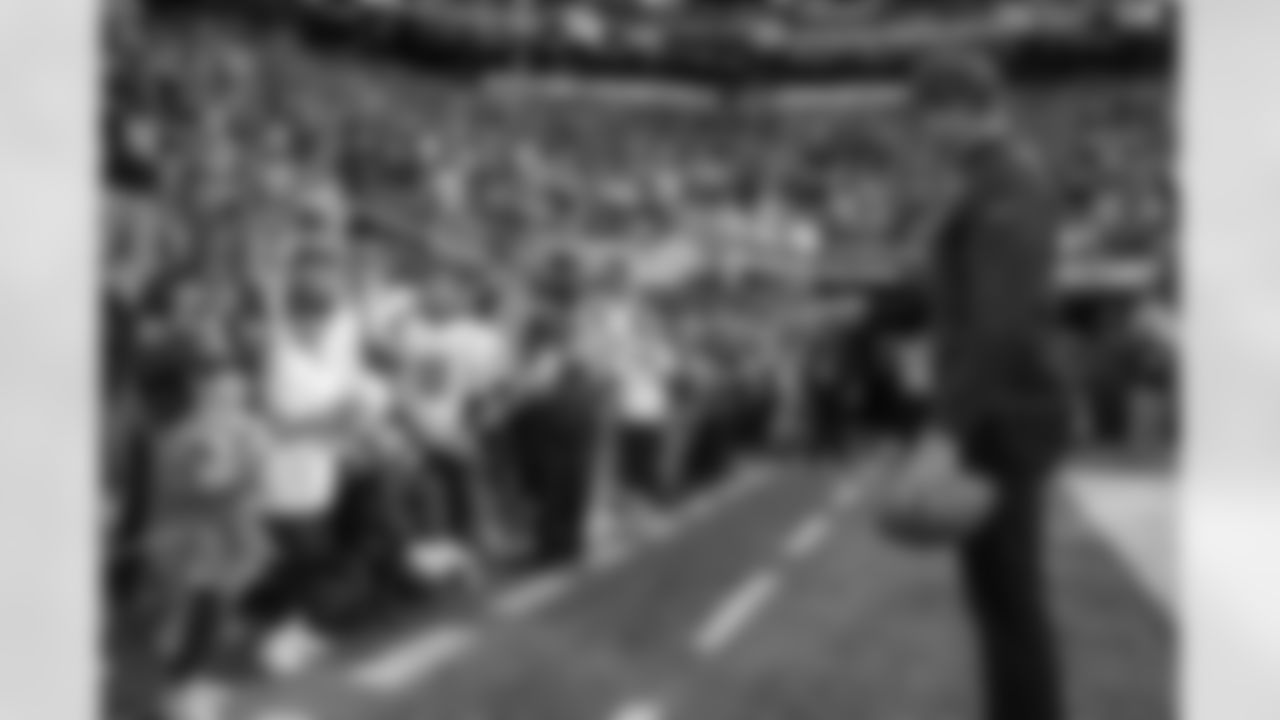 2025_1019_Vikings_Eagles_REG07_0087