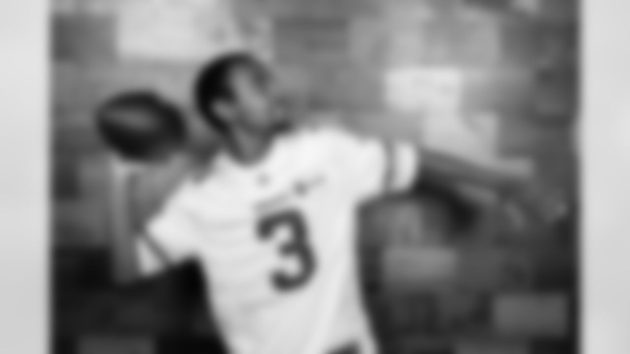 No. 3 Abel Mehari
Favorite Viking: Justin Jefferson (current) and Daunte Culpepper (Legend) | Favorite Animal: Lion | Football sports movie: Airbud