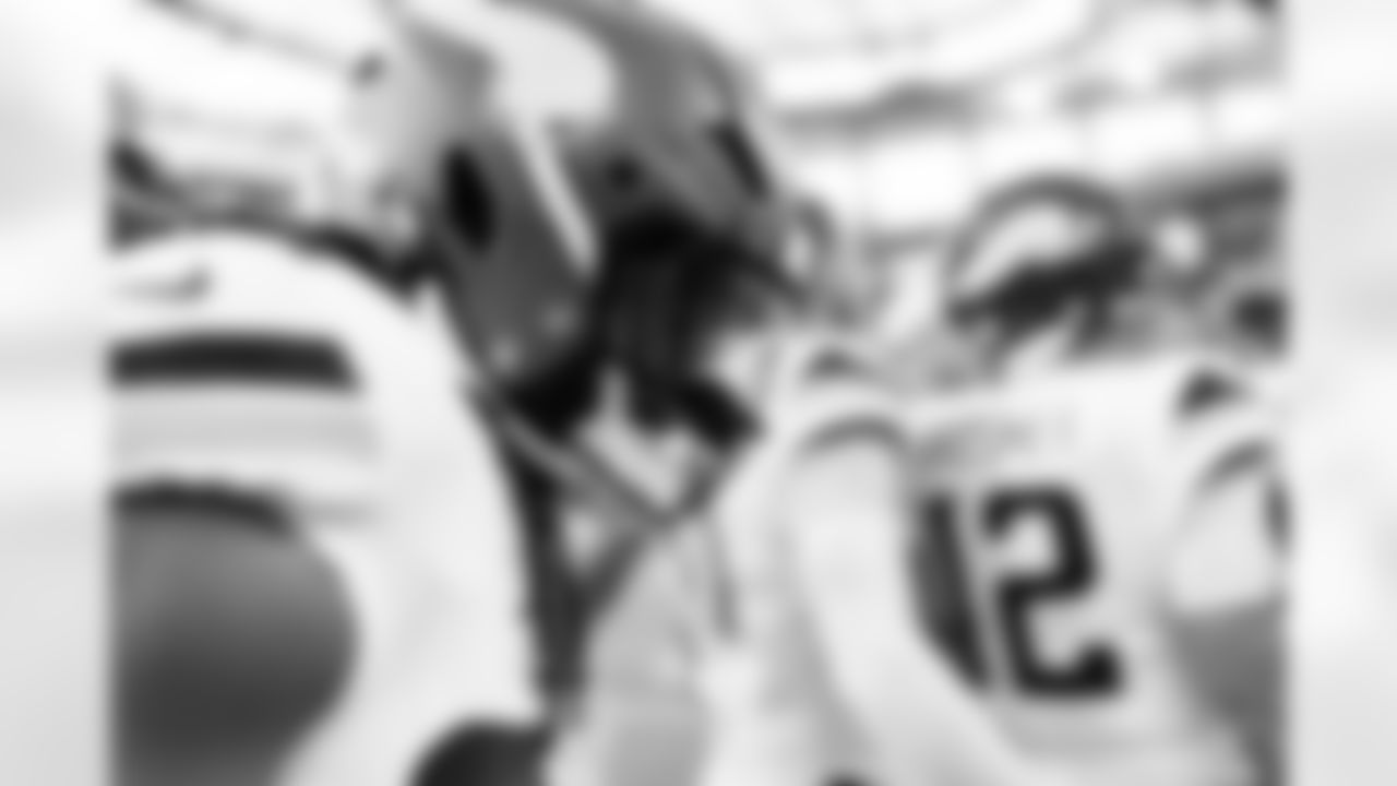 2025_1023_Vikings_Chargers_REG08_0158