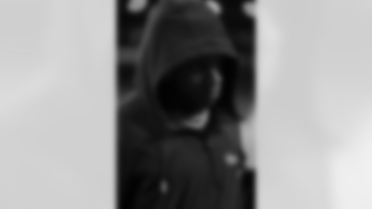 2E9A9078