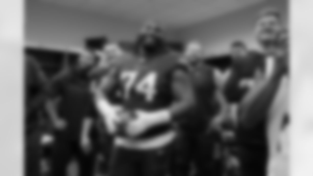 AK_Cowboys_Postgame_024