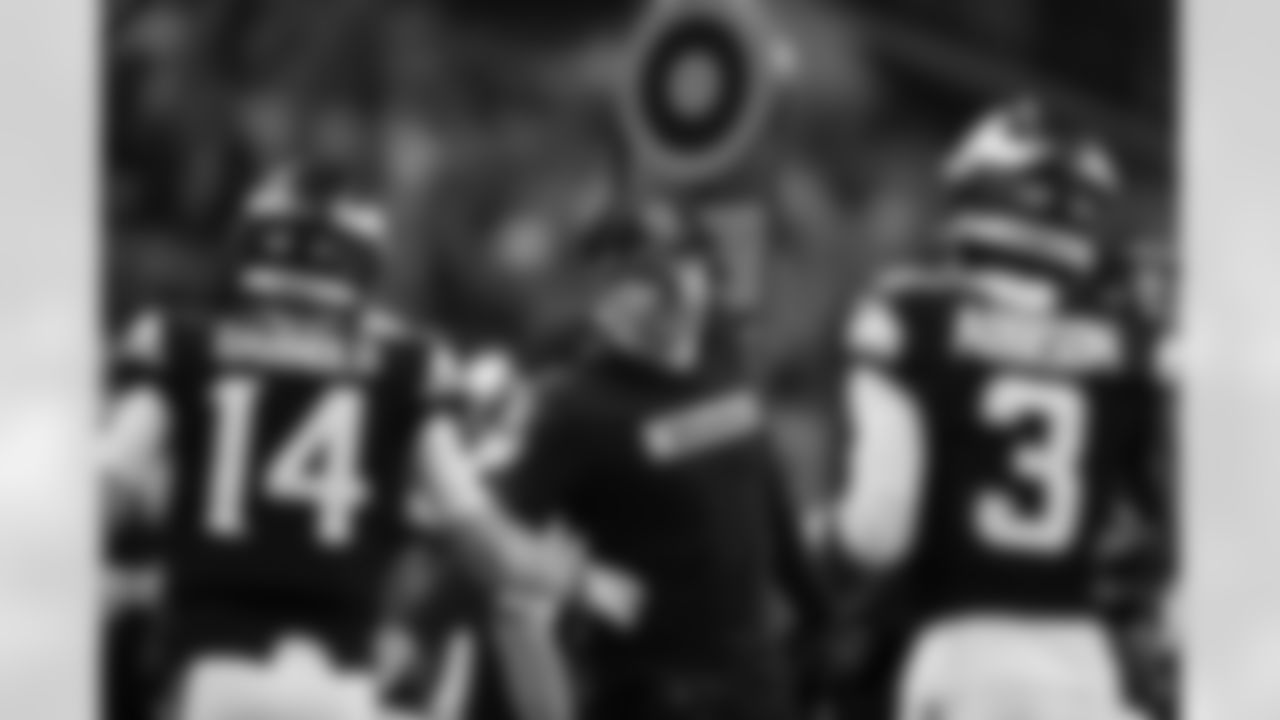 AR1N4189_1