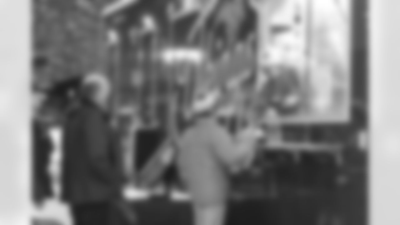 2025_1218_CR_NorthDaleWinterWonderland_0047