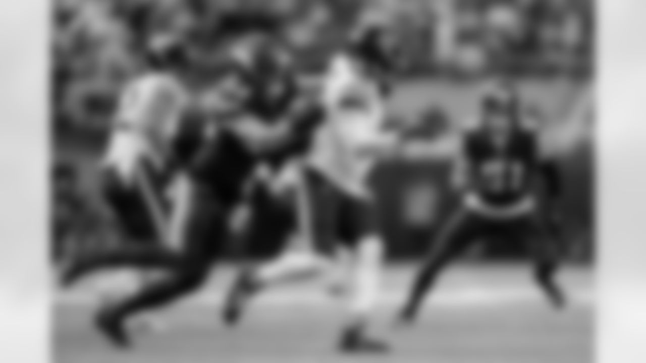 43 OLB Andrew Van Ginkel