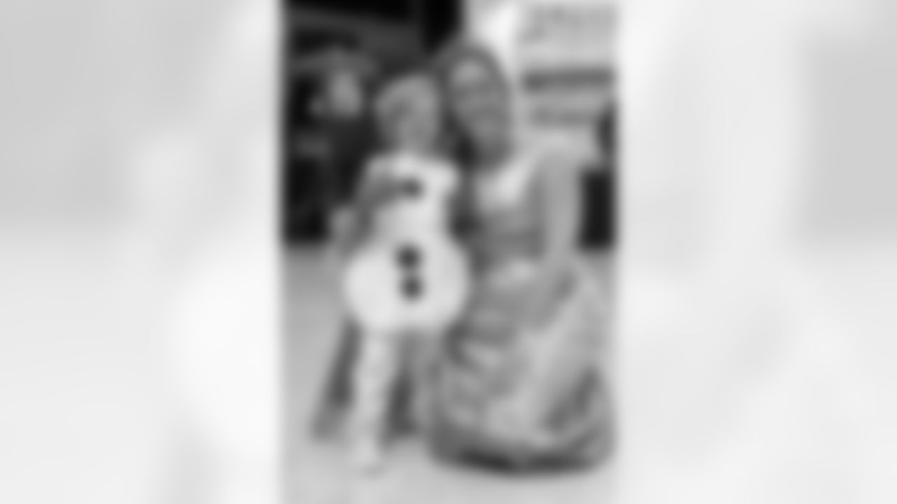 2025_1028_CR_HalloweenFashionShow_0757