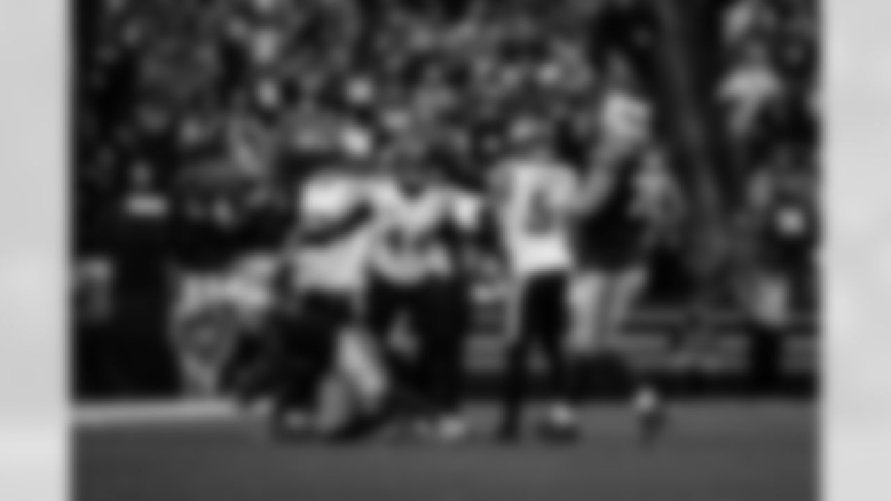 2025_1130_Vikings_Seattle_TTL_0065_Crooke