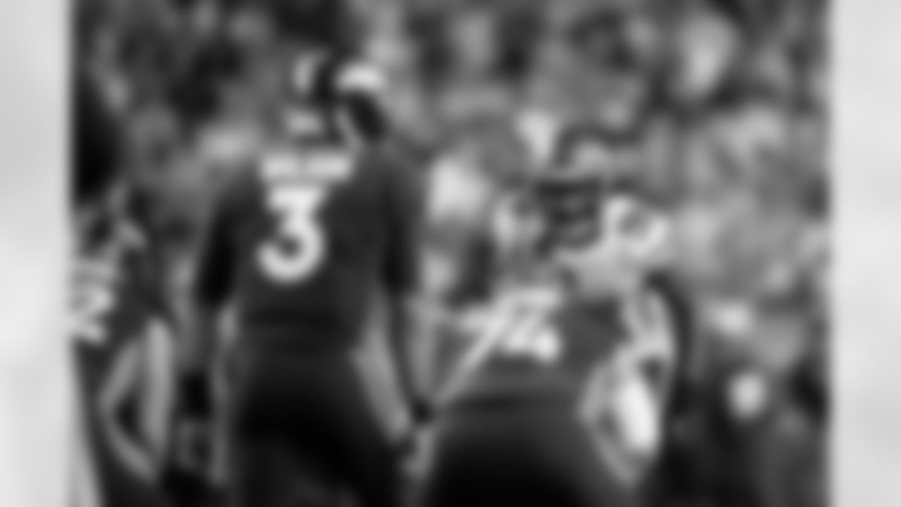 2023_1119_Vikings_Broncos_REG11_0289