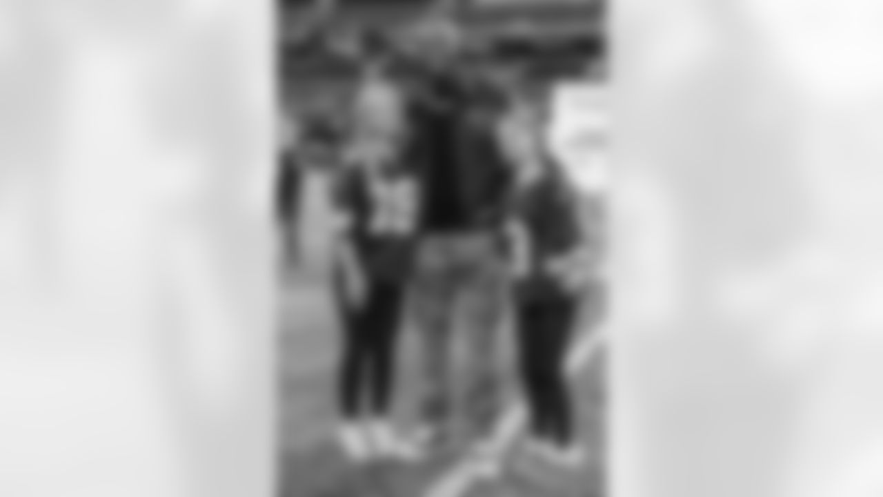 2025_1207_Events_PostgameKidsClub_0637