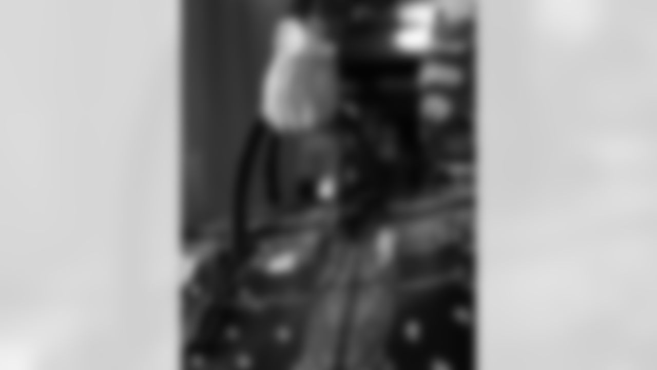 Minnesota Vikings vs. Dallas Cowboys 
December 14, 2025 
AT&T Stadium, Arlington, TX

Byron Murphy Get Ready With Me GRWM