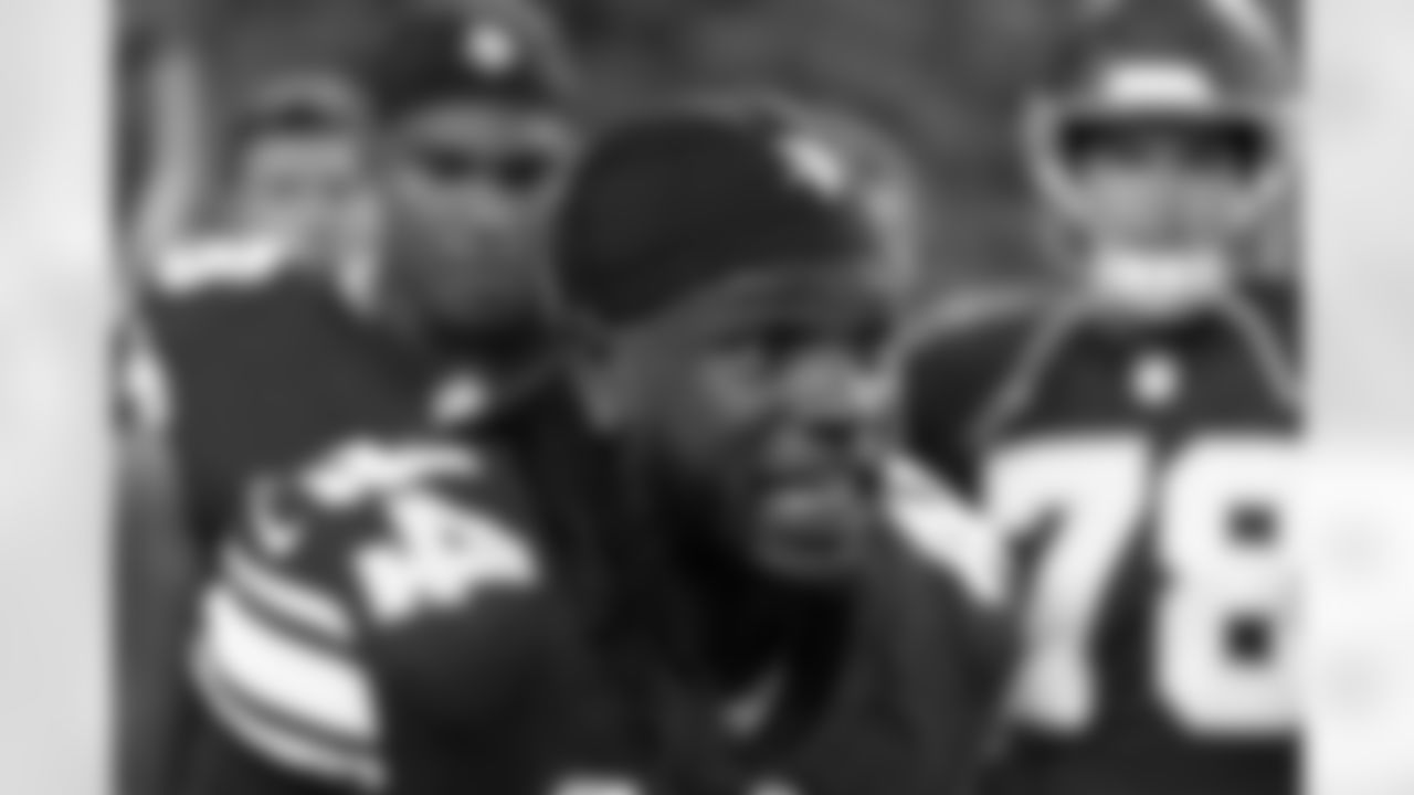20250914_Falcons_AK_0044