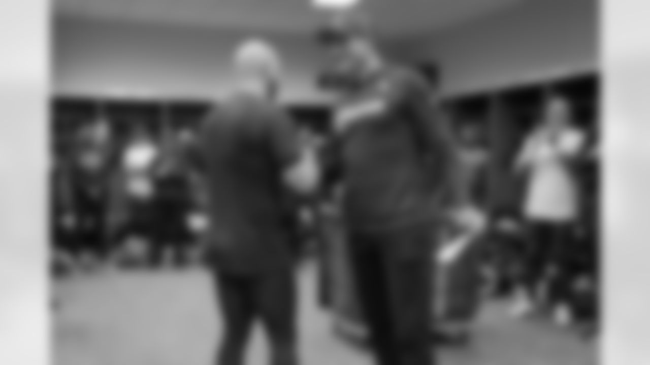 AK_Cowboys_Postgame_028