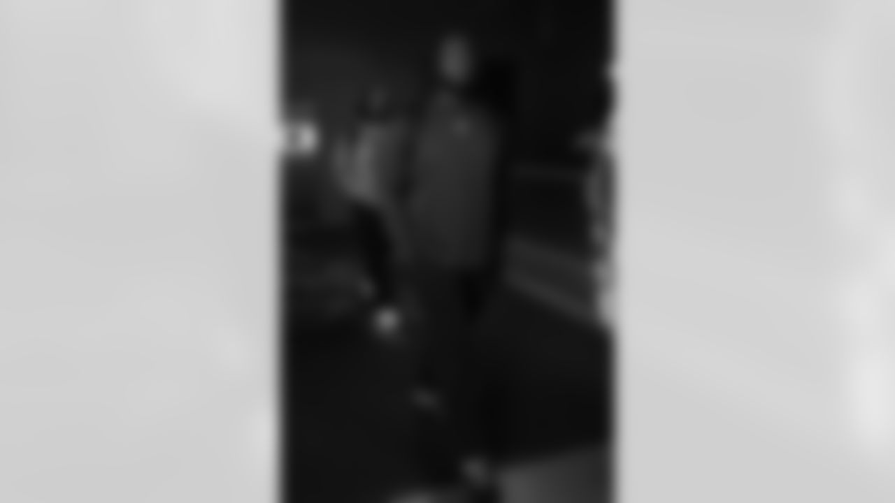 AR2_8991
