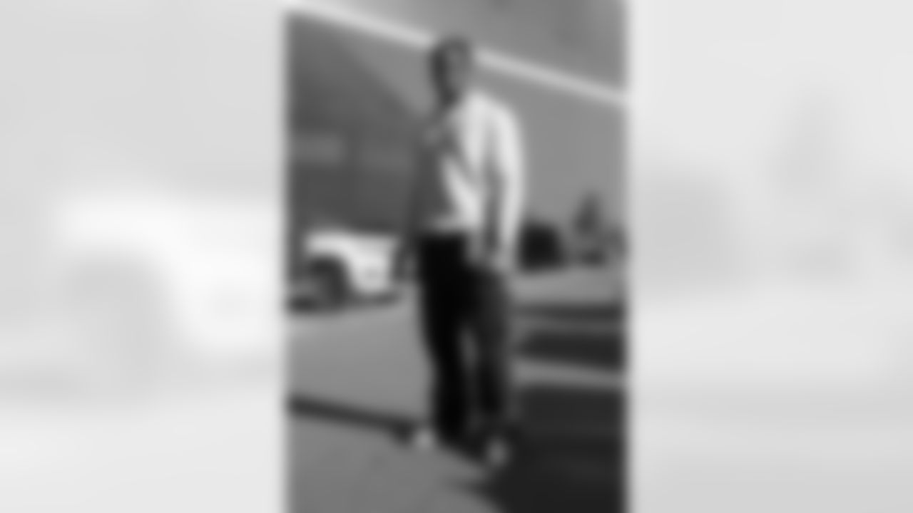 2025_1019_Vikings_Eagles_REG07_1030