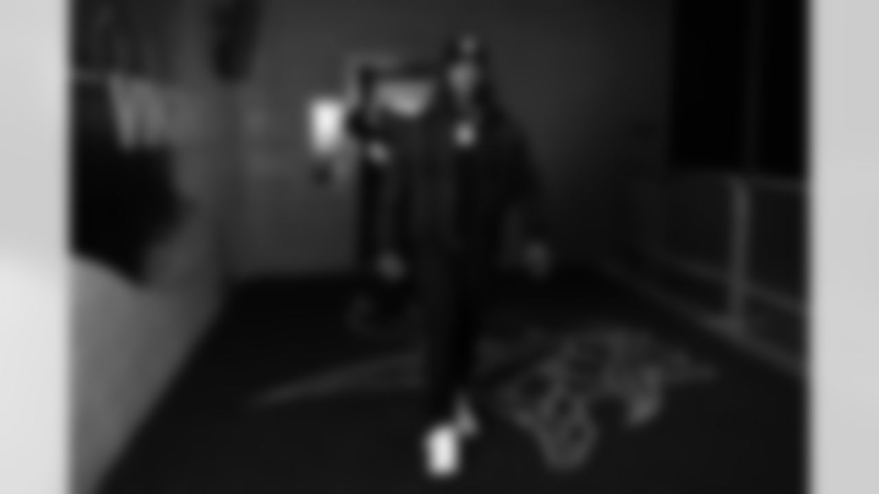 2025_1019_Vikings_Eagles_REG07_0009