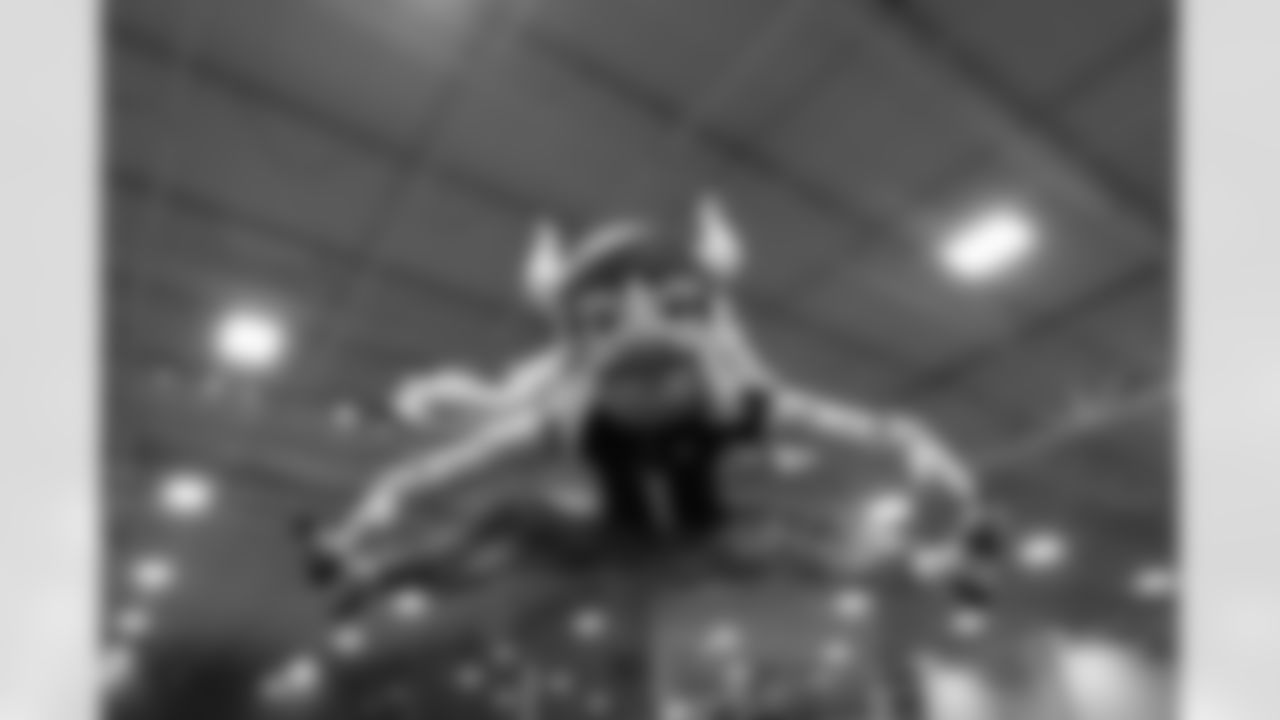 2026_Viktorbday_Rusco-37