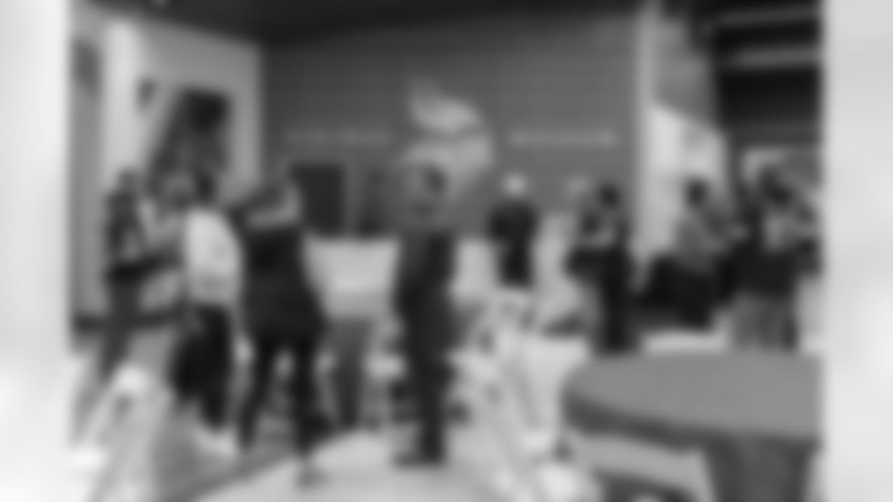 2025_1107_CR_STSLegendsReception_0315