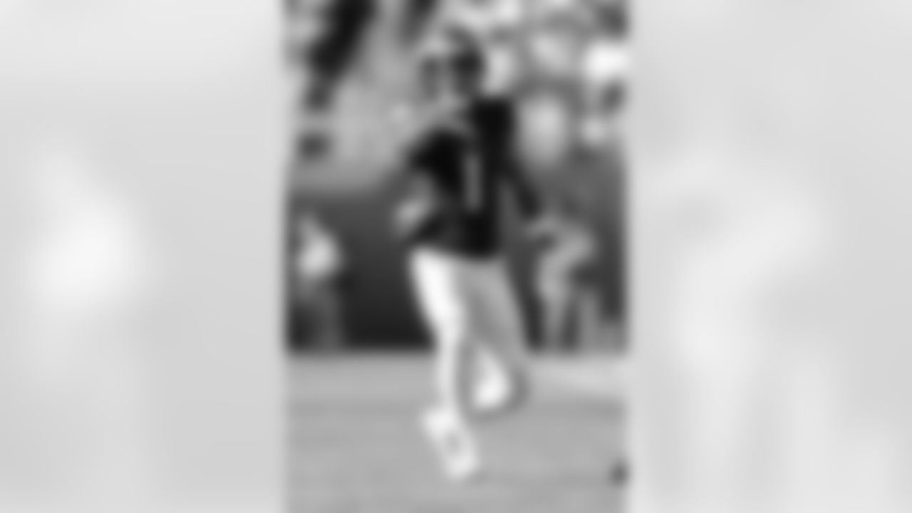 2025_1019_Vikings_Eagles_REG07_0441