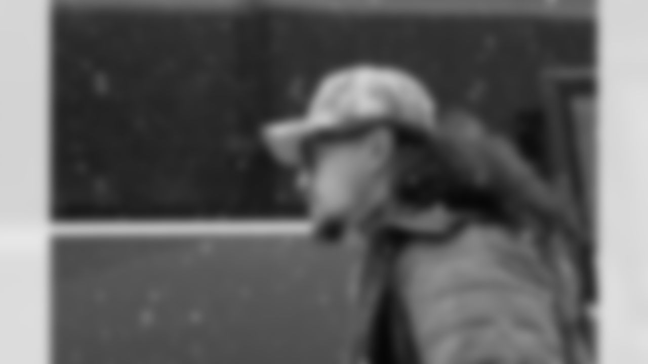 11292025_SeahawksTravel_0014