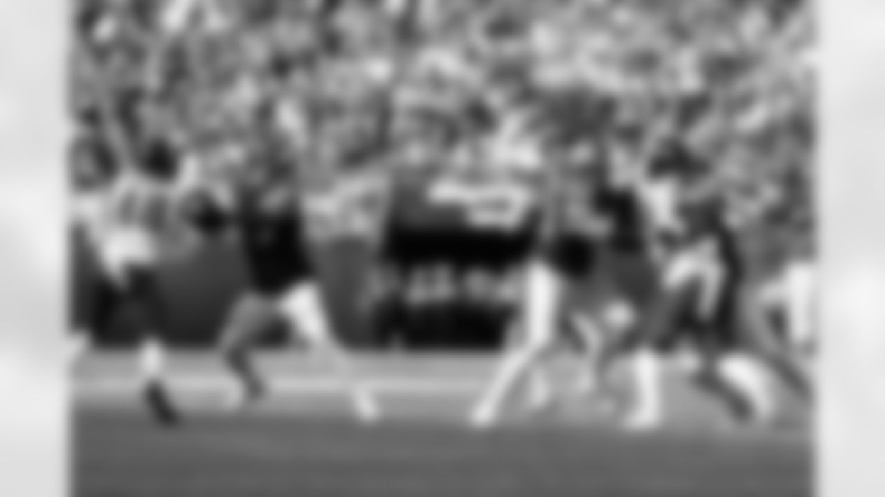 2025_1019_Vikings_Eagles_REG07_0416