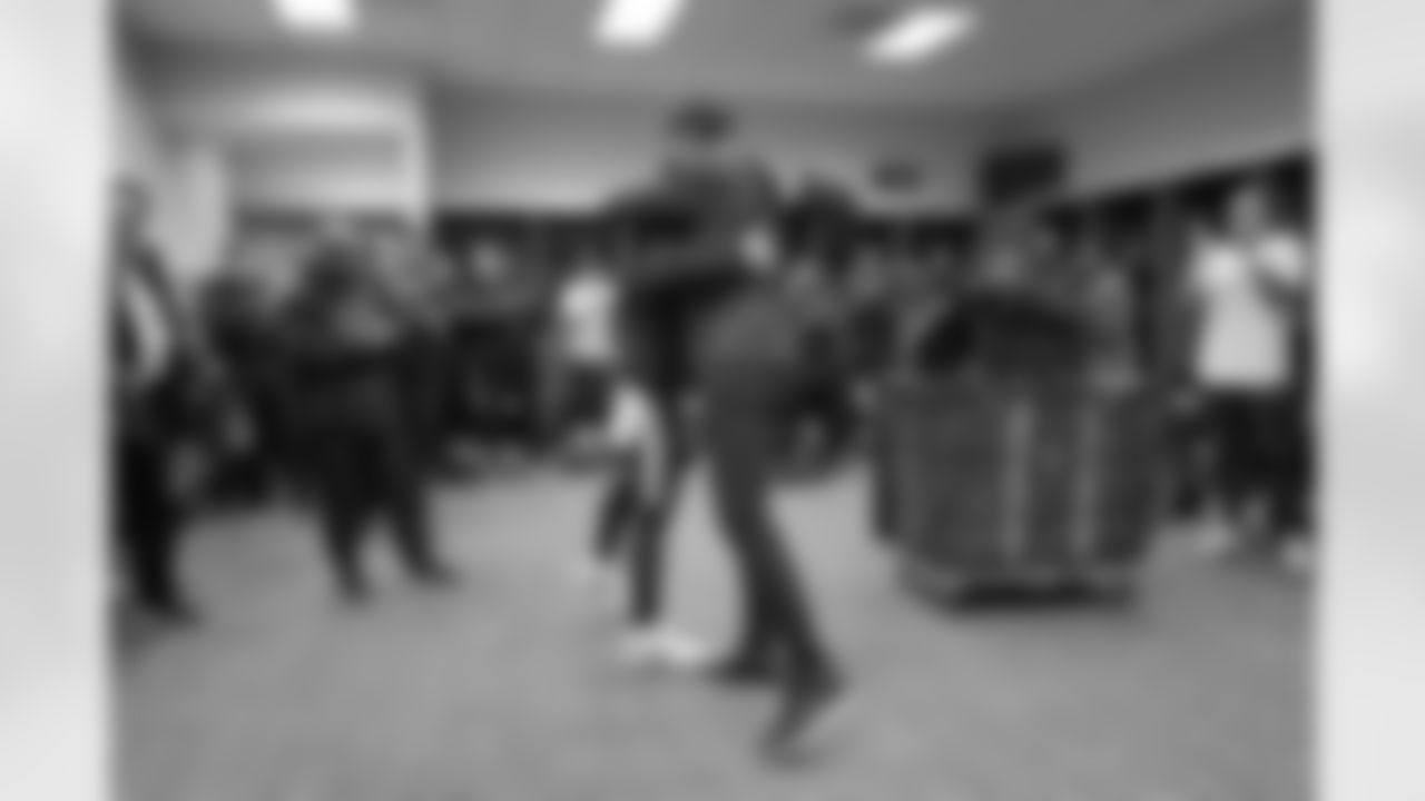 AK_Cowboys_Postgame_025