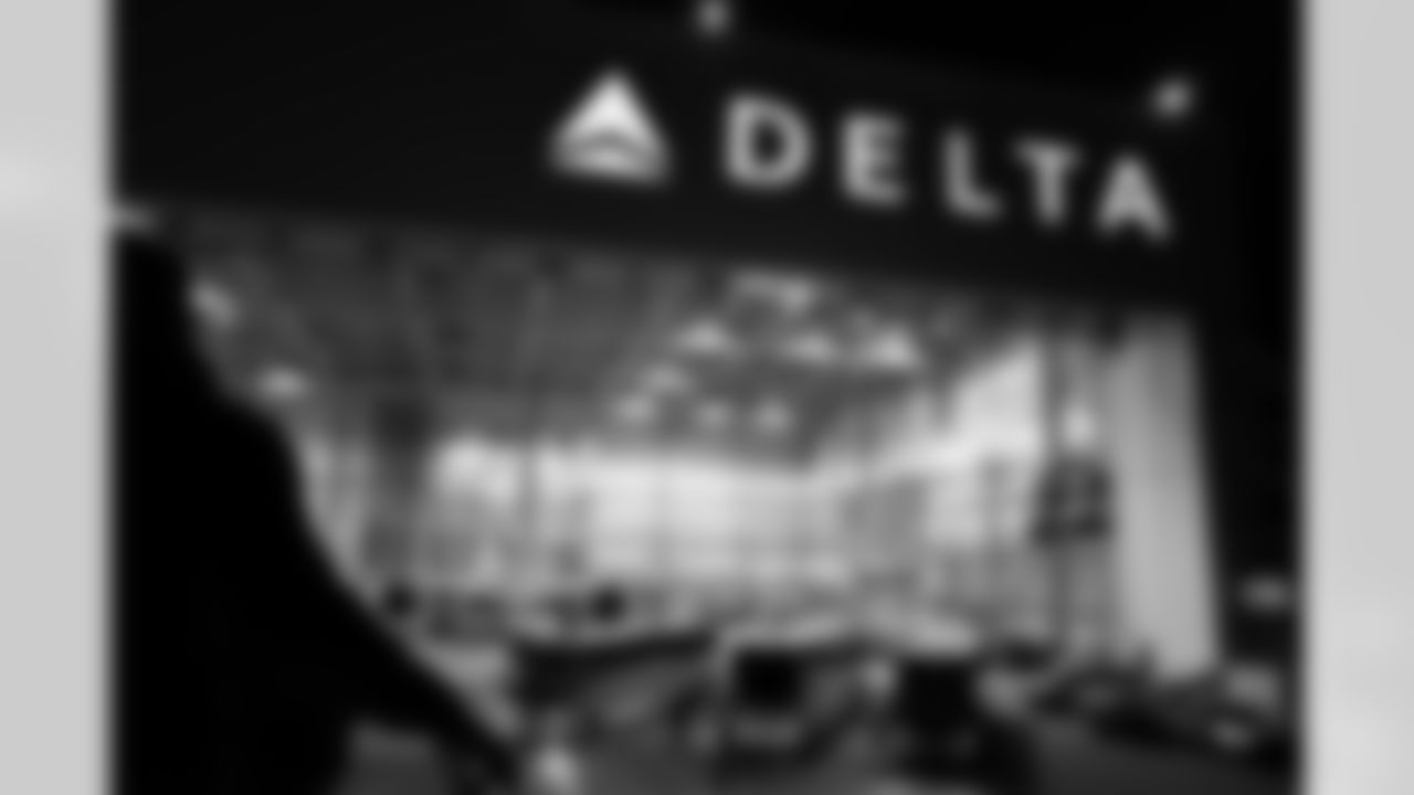 11292025_SeahawksTravel_0050