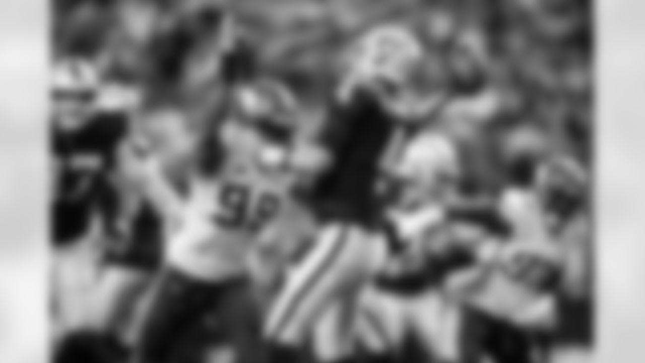 2023_1210_Vikings_Raiders_REG14_0361