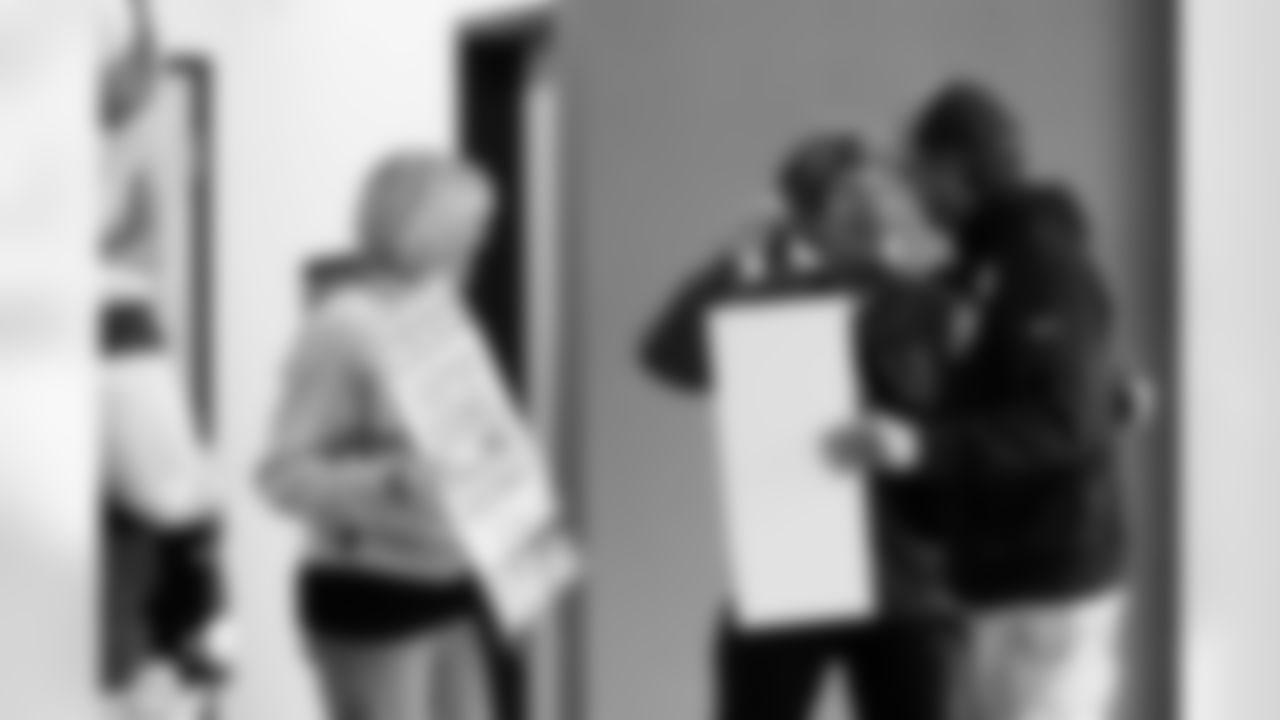 2025_1028_CR_FanOfTheYearReveal_0638