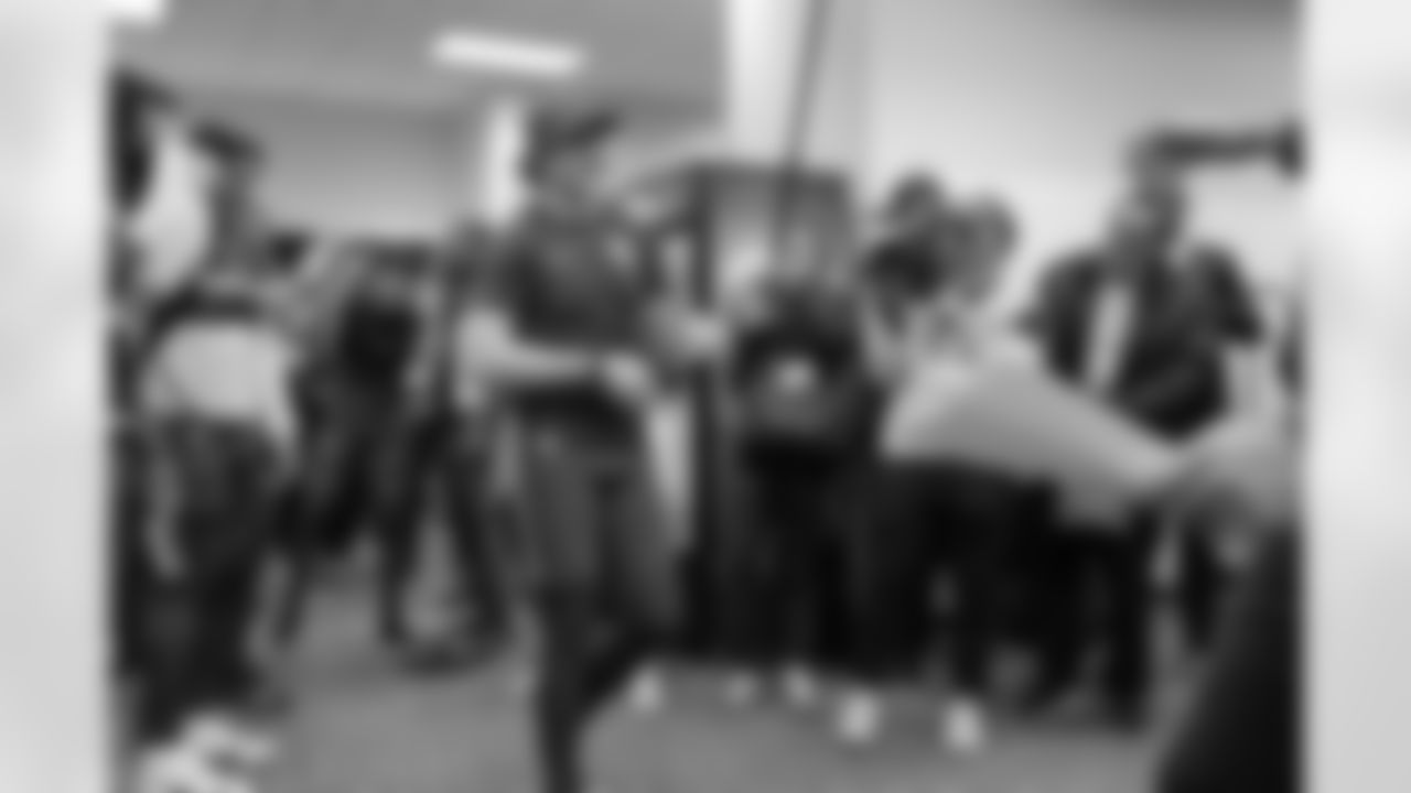 AK_Cowboys_Postgame_033