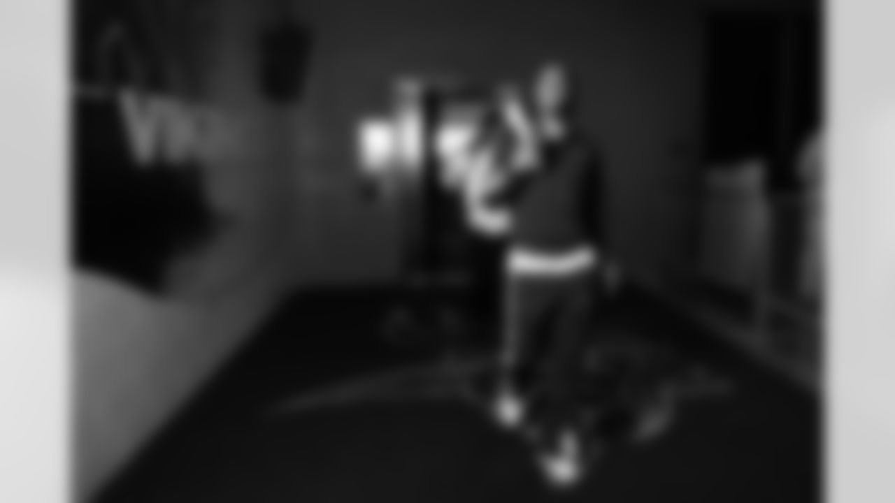 2025_1019_Vikings_Eagles_REG07_0017