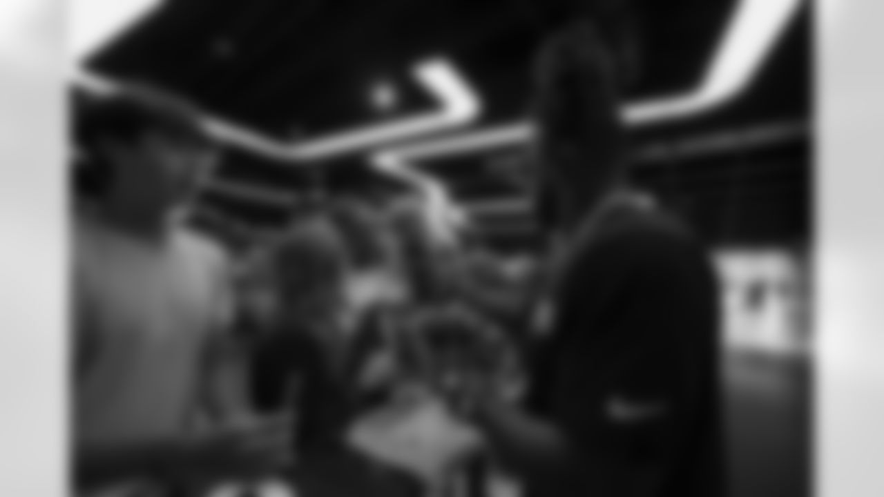 AR2_9207