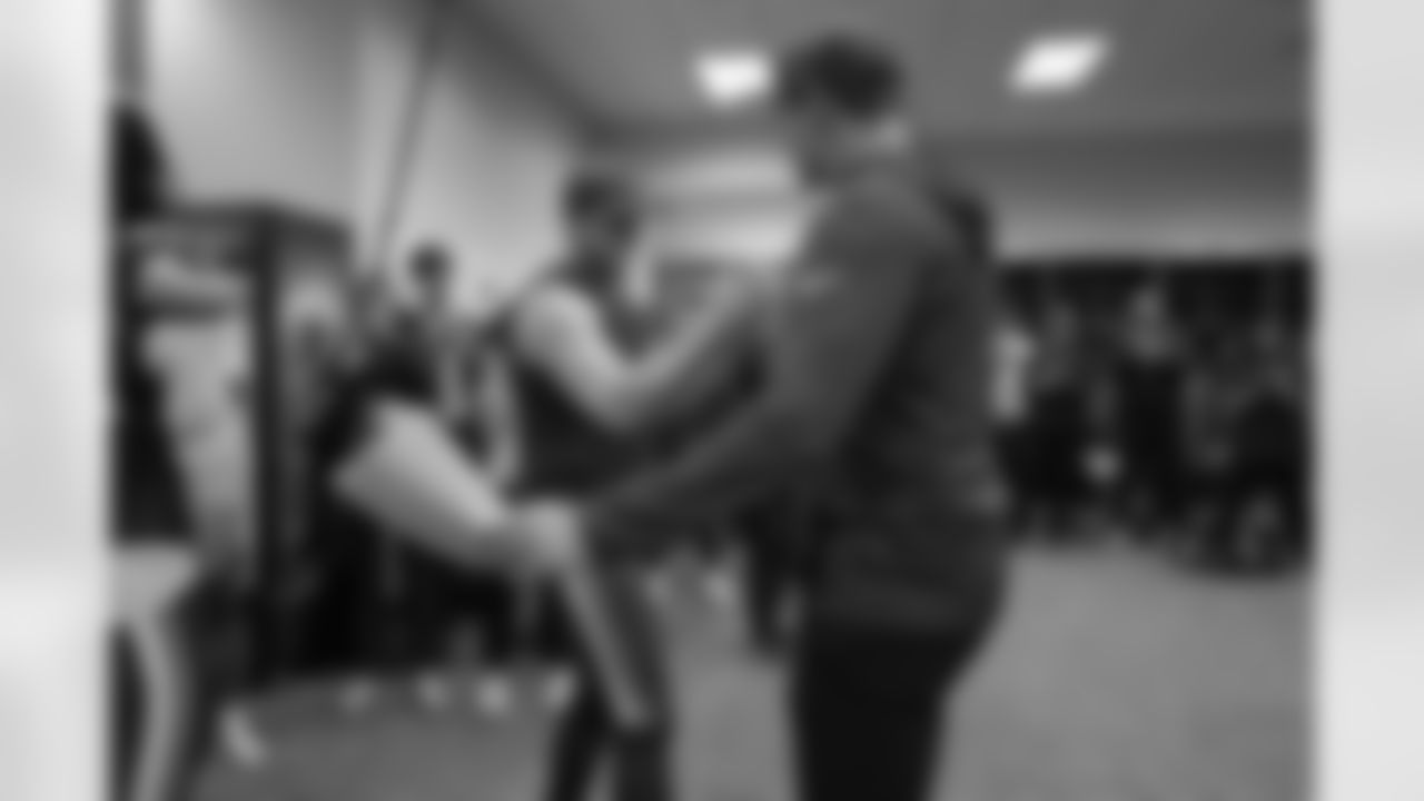 AK_Cowboys_Postgame_030