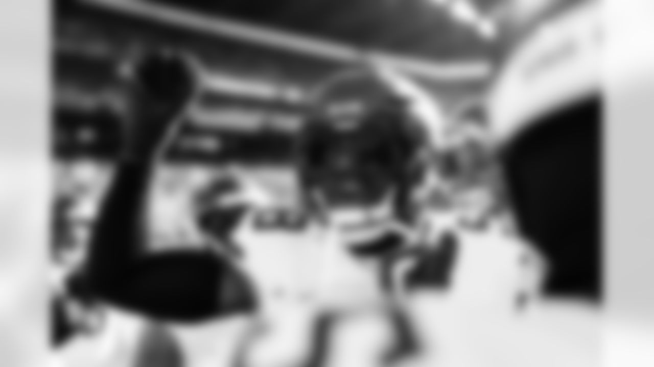 2025_1130_Vikings_Seattle_TTL_0025_Rusco