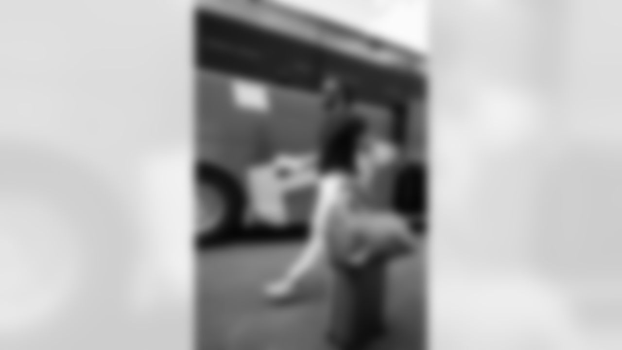 Travel images of players on their way to the Minnesota Vikings vs. Chicago Bears game September 07, 2025 at Soldier Field in Chicago, IL.