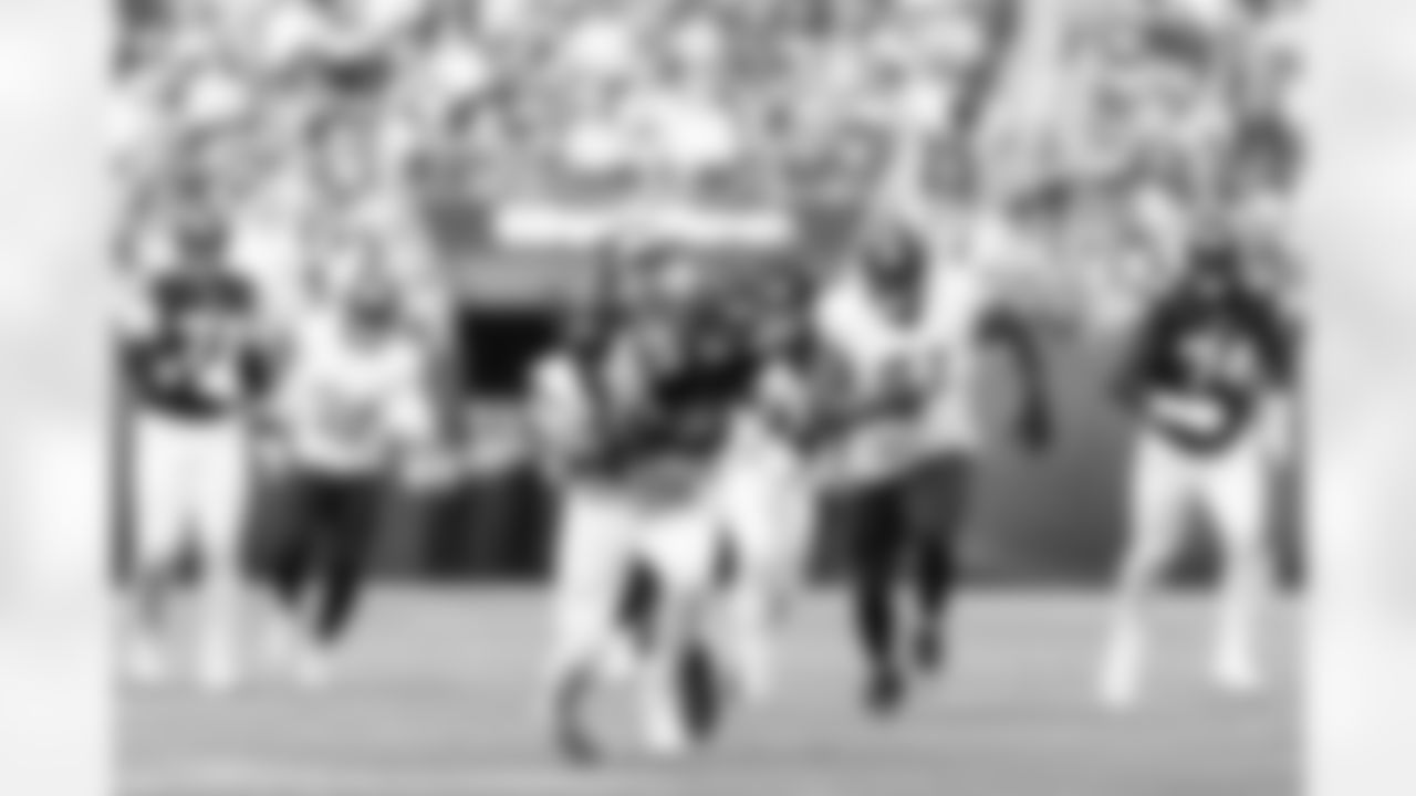 2025_1207_Vikings_Commanders_REG14_0272