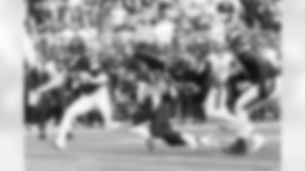 2025_1207_Vikings_Commanders_REG14_0302