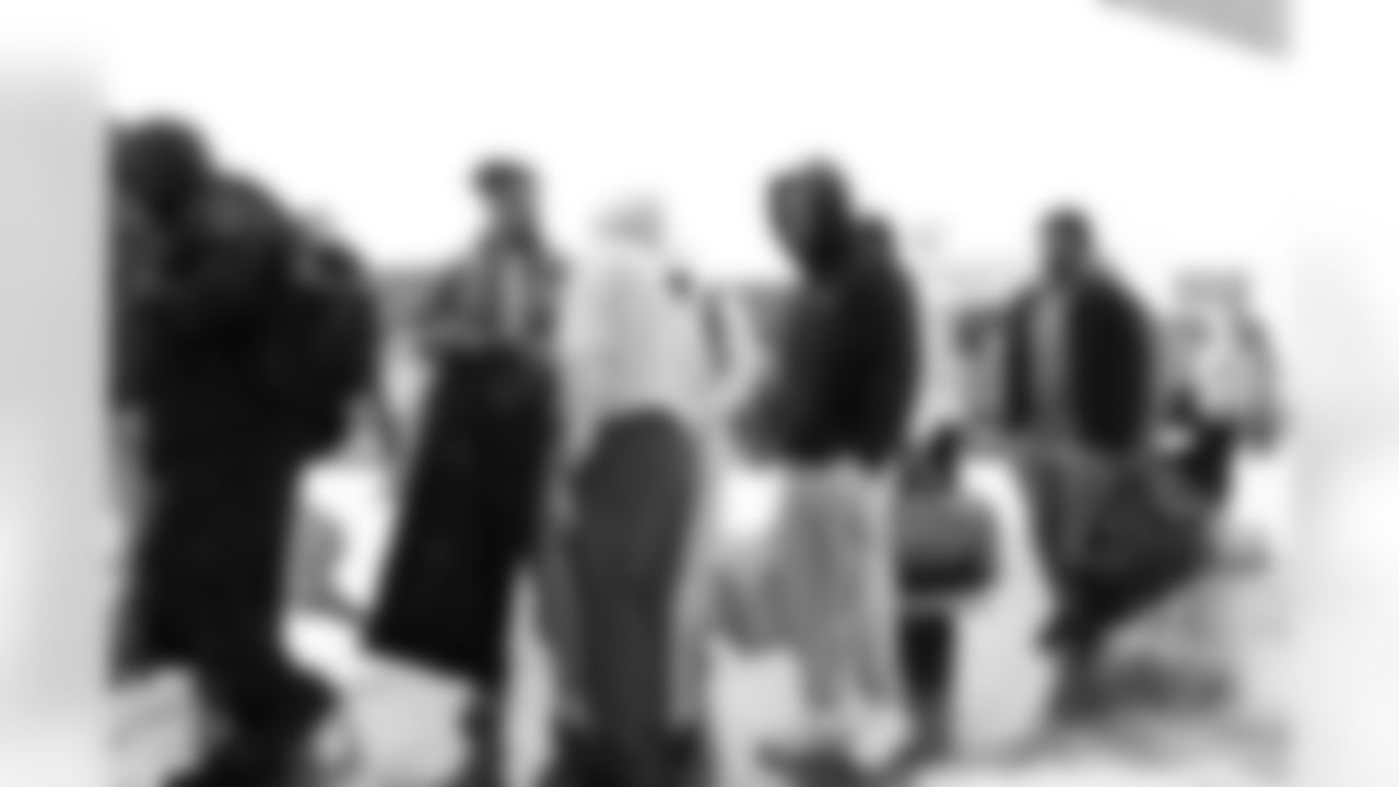 11292025_SeahawksTravel_0040