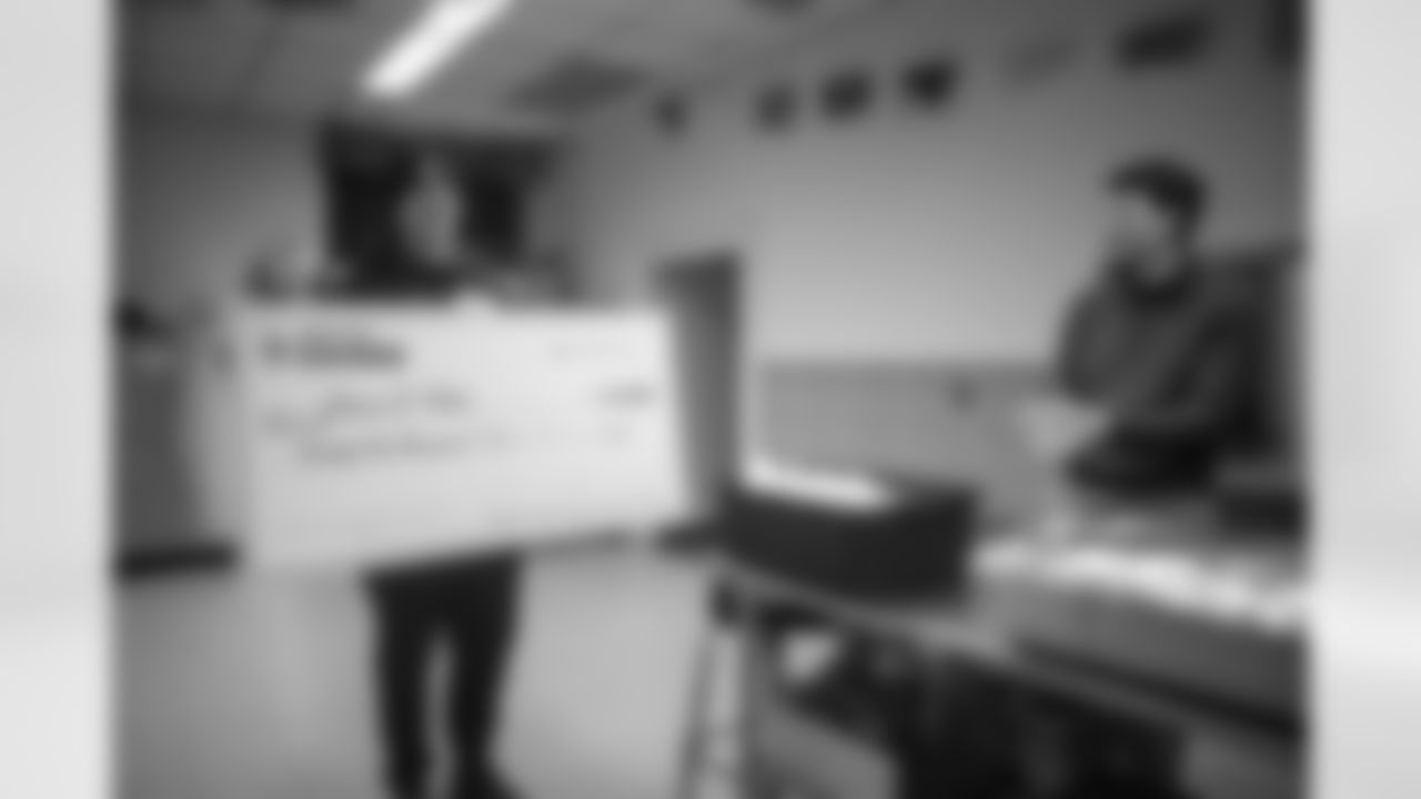 Zavier Scott - Loaves & Fishes