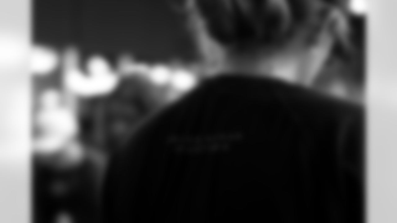 20251117_ThanksgivingPacking_035