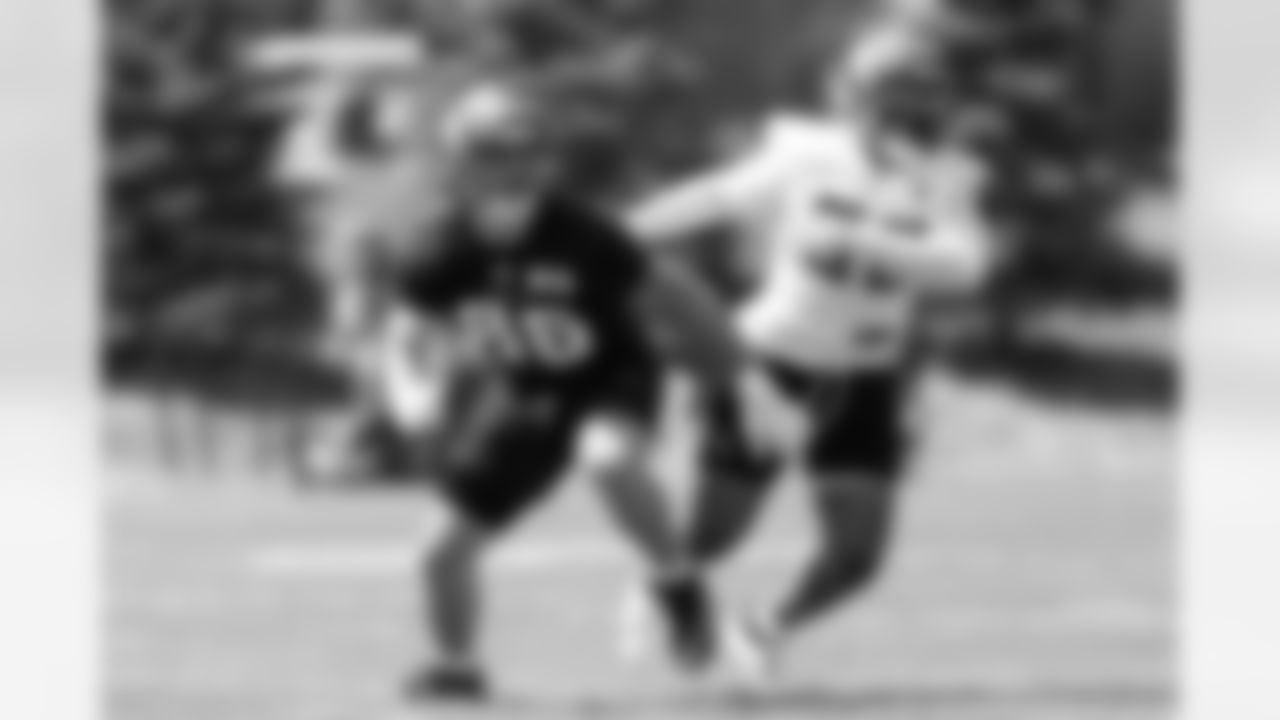 86 TE Gavin Bartholomew