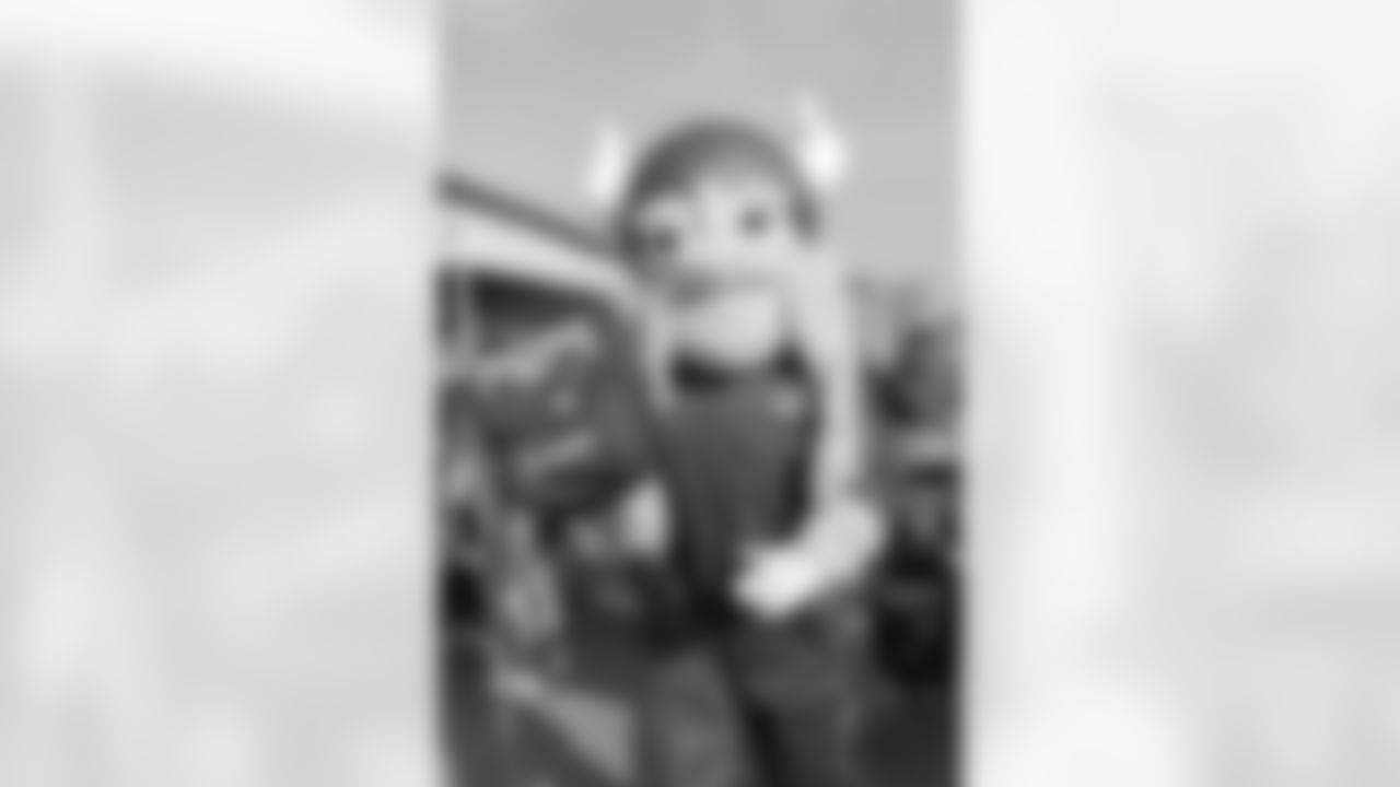 2025_0914_Vikings_Falcons_REG02_Sponsorships_0262