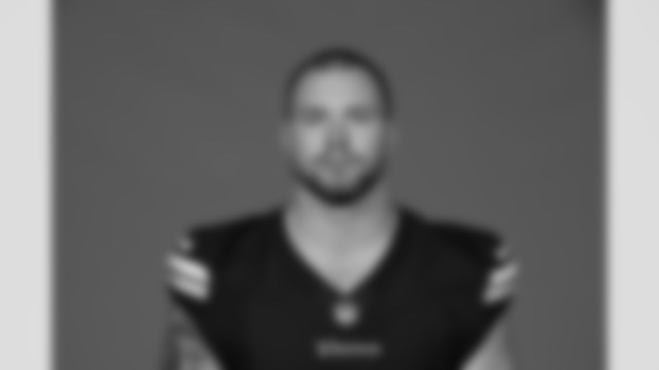 57 OLB Chaz Chambliss