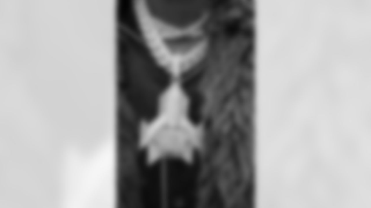 Justin Jefferson prepares for pregame travel and arrivals with Burberry.

Minnesota Vikings vs. Cleveland Browns 
October 04, 2025 
Tottenham Hotspur Stadium in London, England.