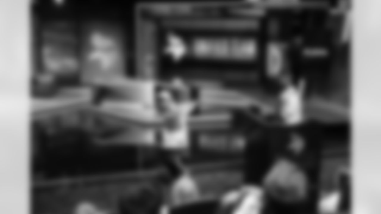 20251112_Unified_Team_013