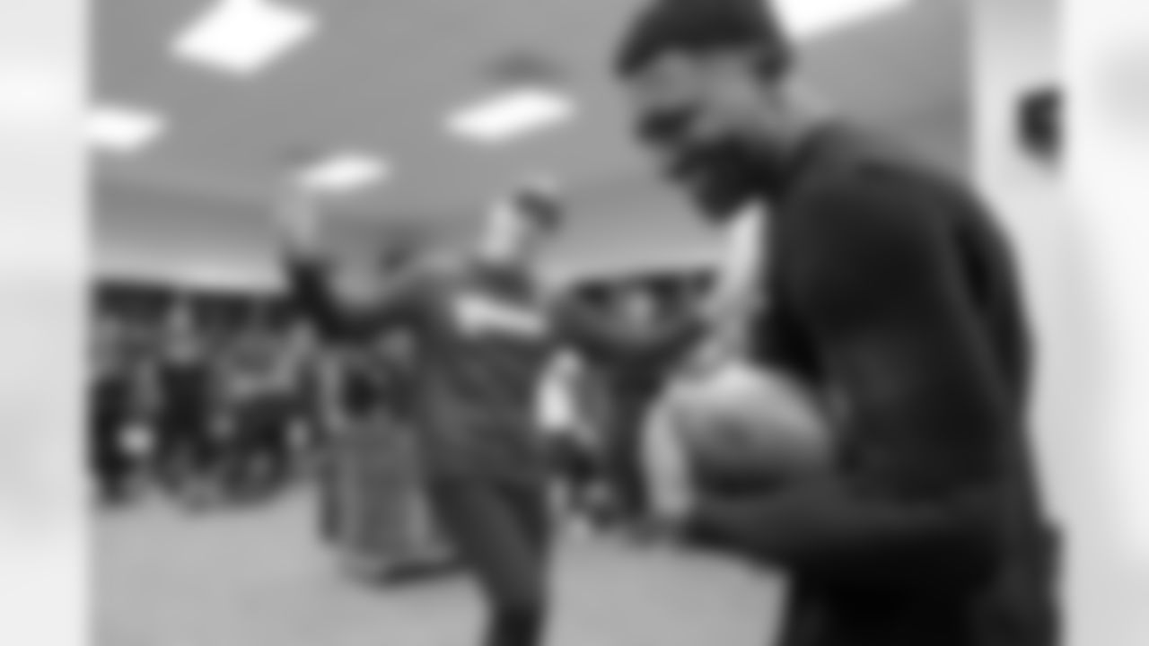 AK_Cowboys_Postgame_026