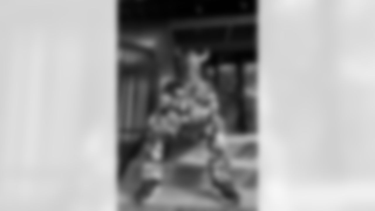 20250914_Falcons_AK_0005